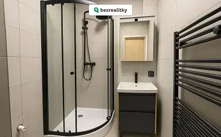 Prodej bytu 1+1 44 m², 5. května, Praha 4 - Nusle