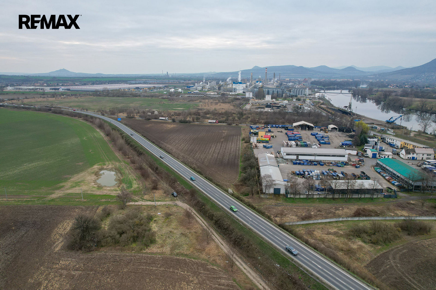 Prodej pozemku 74 m² – fotografie 5