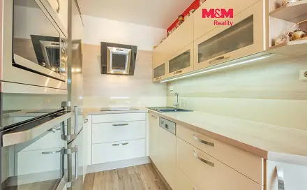 Prodej bytu 2+kk 42 m², Na Dolíkách, Slaný, okres Kladno