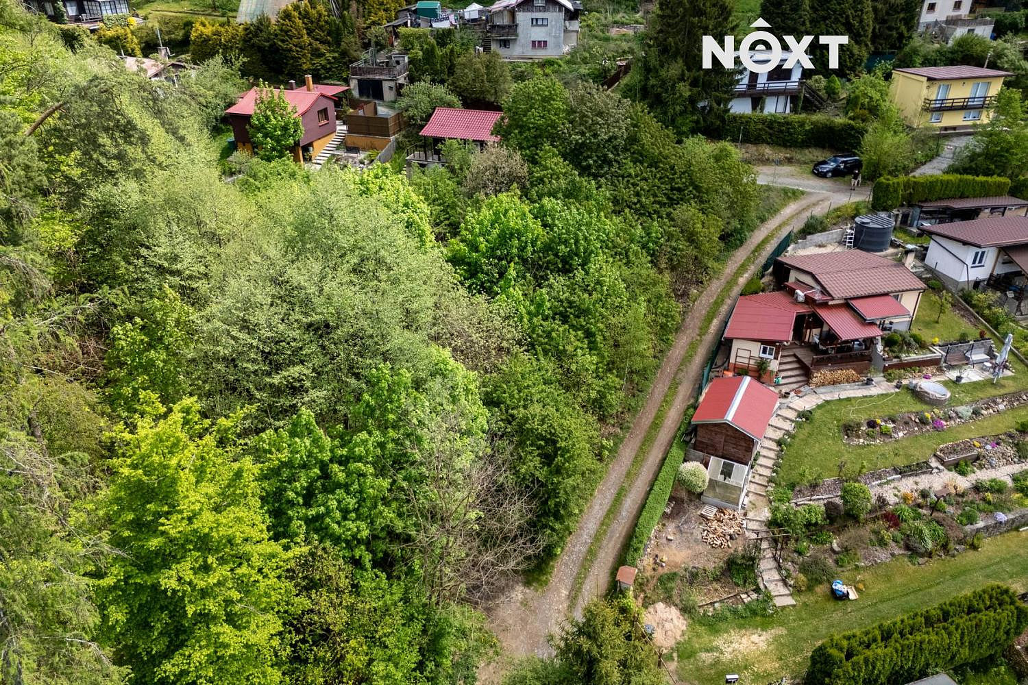 Prodej stavebního pozemku 934 m² – fotografie 3