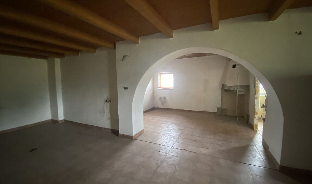 Prodej zemědělského objektu 1 050 m², Žlebské Chvalovice – náhled fotky 13