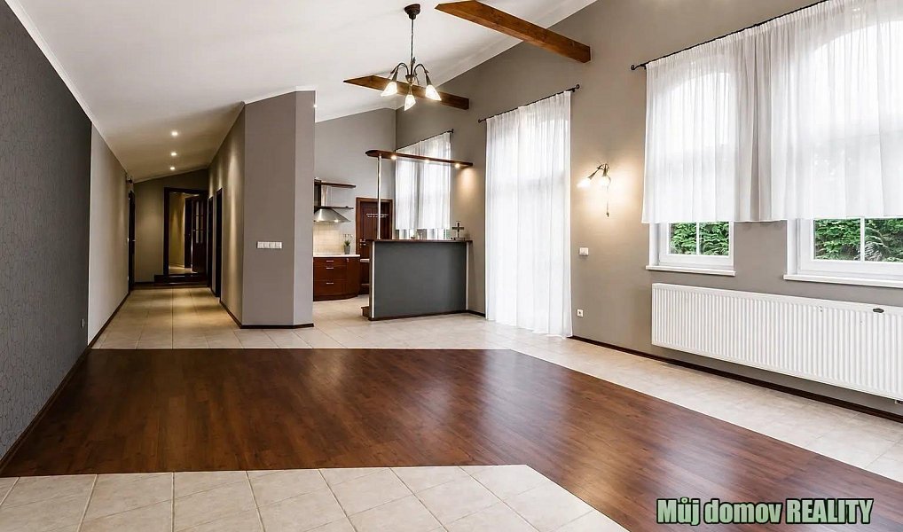 Pronájem rodinného domu, 1300 m², Písnice, Praha 12, Praha