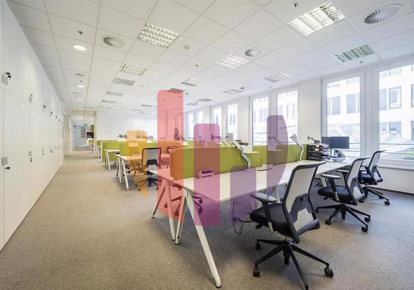Pronájem kanceláře 78 m² – pohled 4