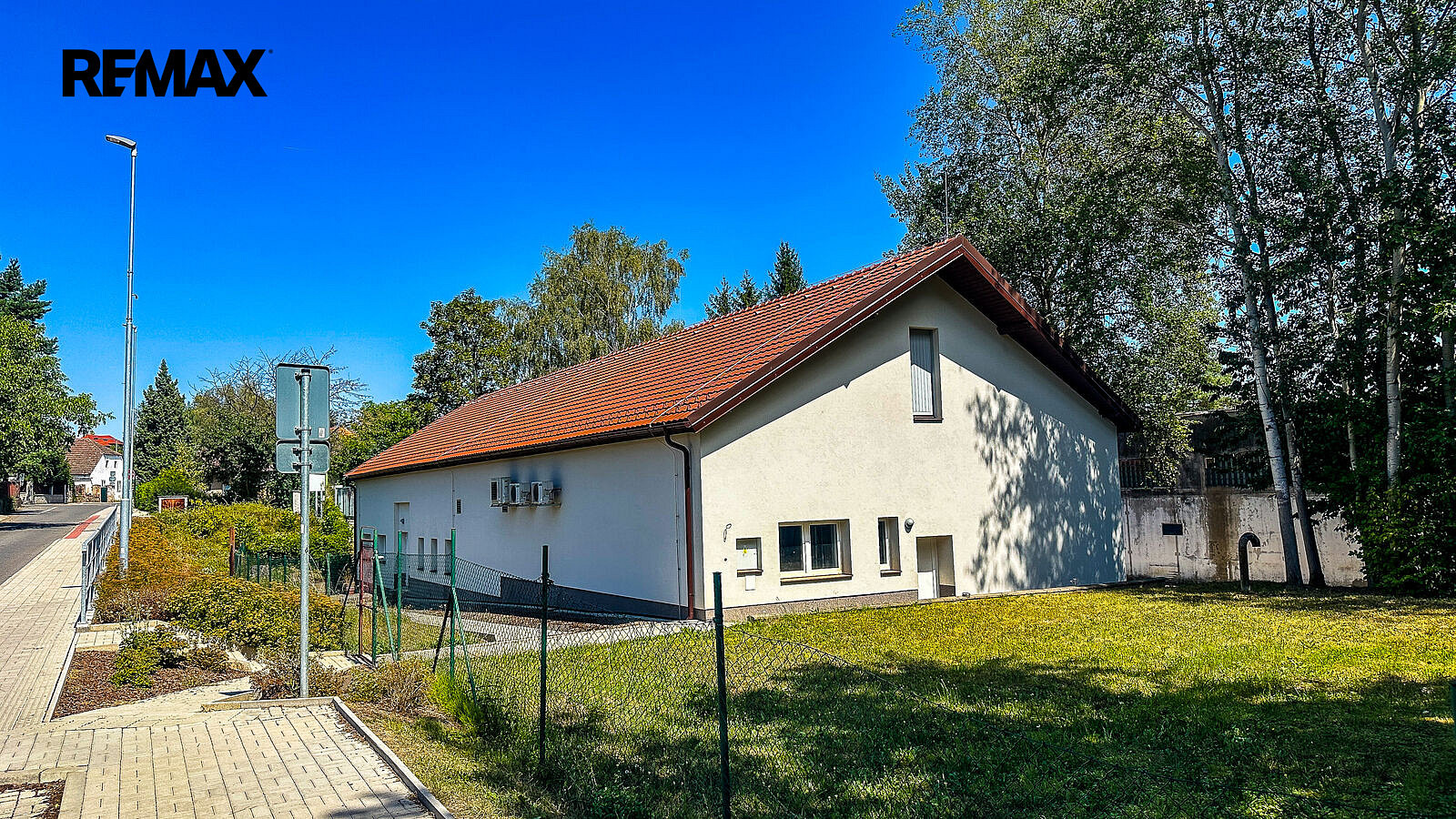 Pronájem kanceláře 70 m² – fotografie 4