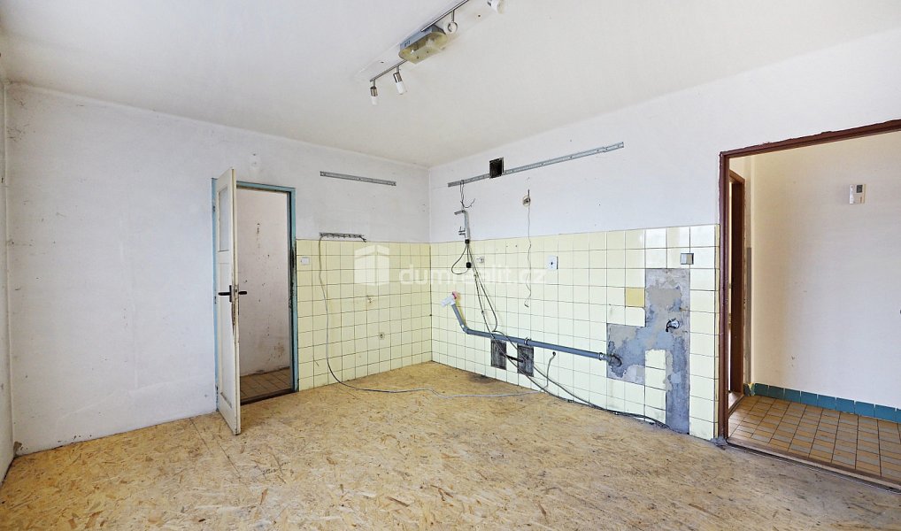 Prodej domu 140 m² s pozemkem 1 249 m², Hořátev – náhled fotky 9
