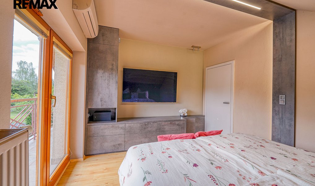 Prodej domu 200 m² s pozemkem 1 161 m², Plzeň – náhled fotky 13