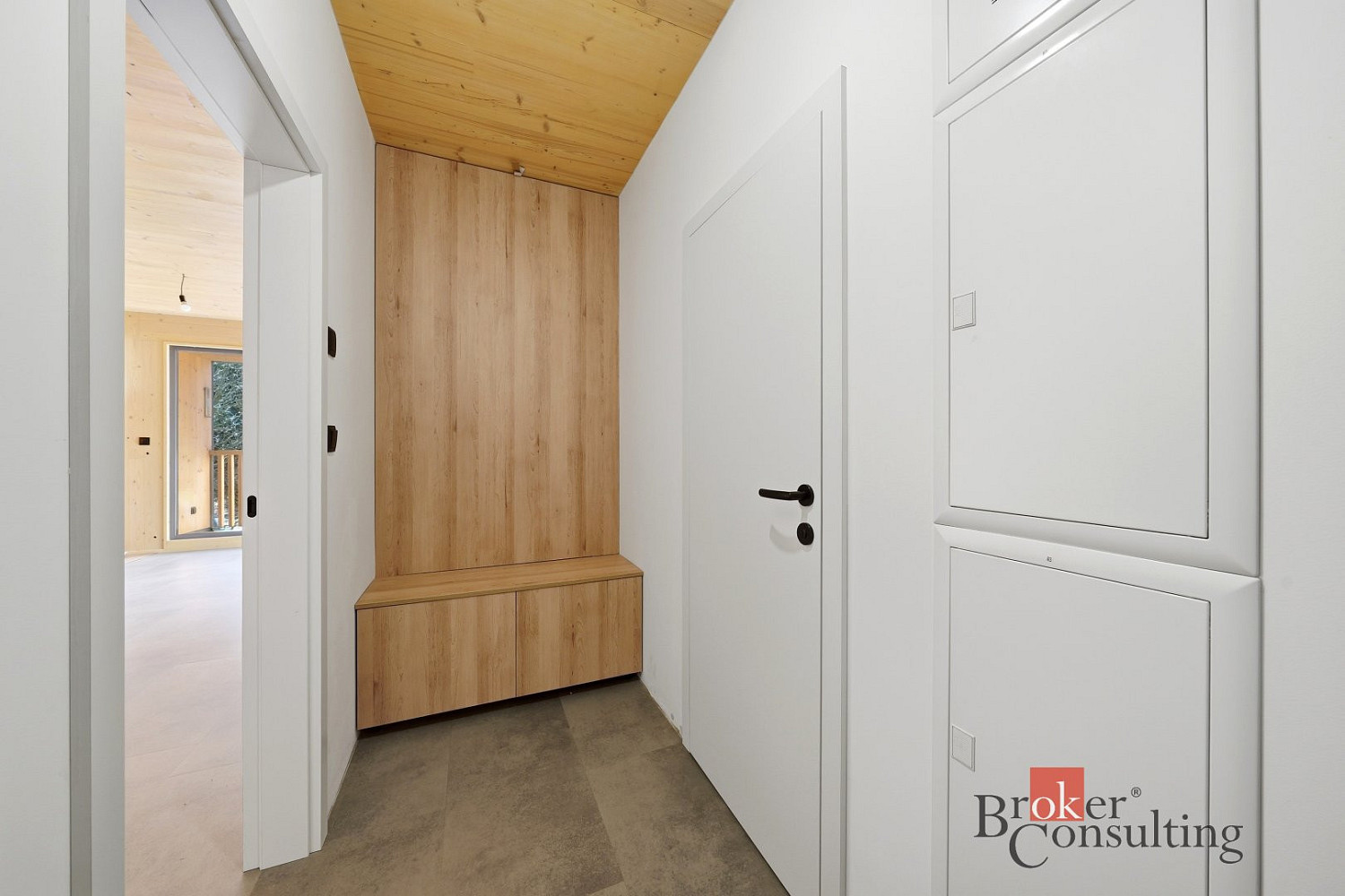 Pronájem bytu 2+kk 44 m² — photo 2