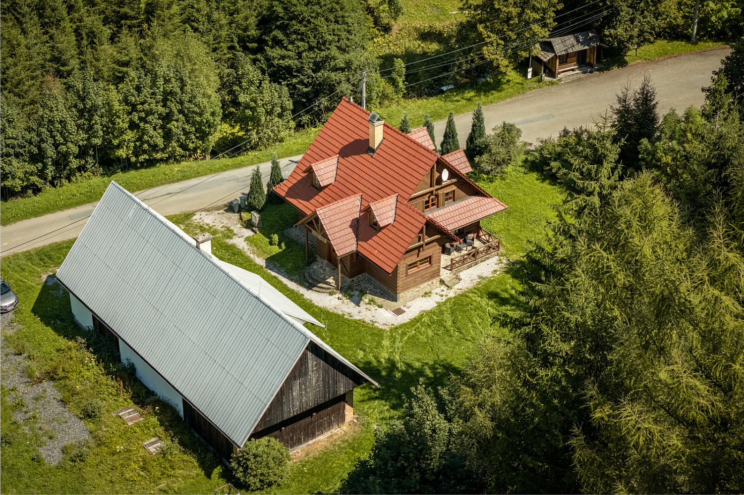 Prodej ubytovacího objektu 155 m² – fotografie 2