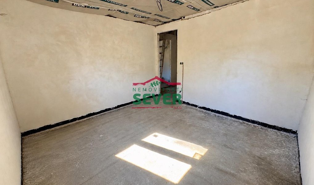 Prodej domu 150 m² s pozemkem 338 m², Loket – náhled fotky 12