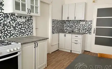 Pronájem bytu 1+1 31 m², Na Petynce, Praha 6 - Břevnov