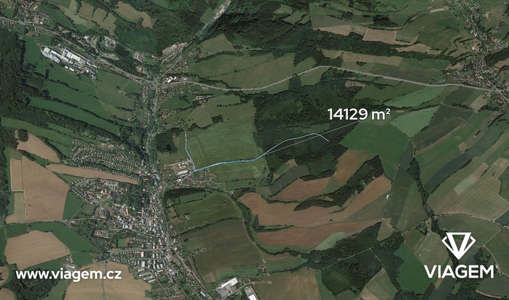 Prodej pole 1 121 m², Jilemnice – náhled fotky 2