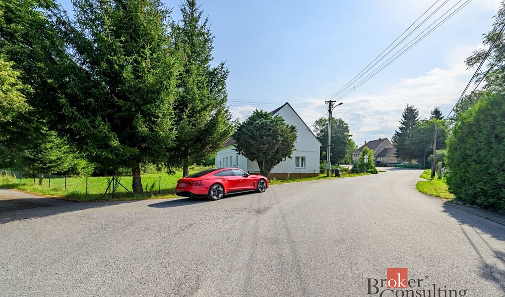 Prodej domu 240 m² s pozemkem 888 m², Bulovka – náhled fotky 3
