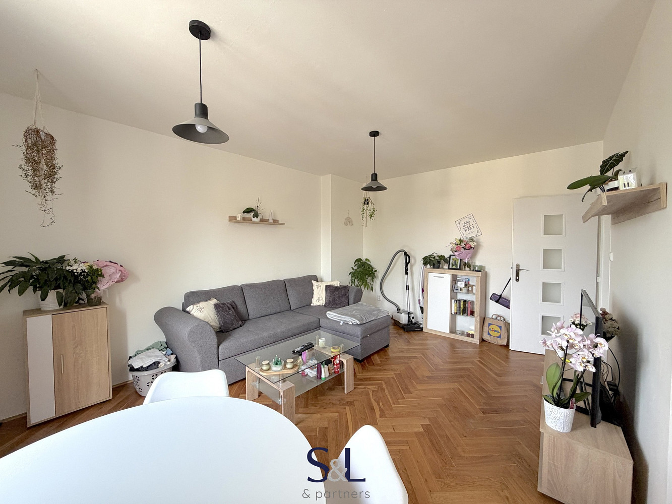 Pronájem bytu 2+1 52 m² – fotografie 3