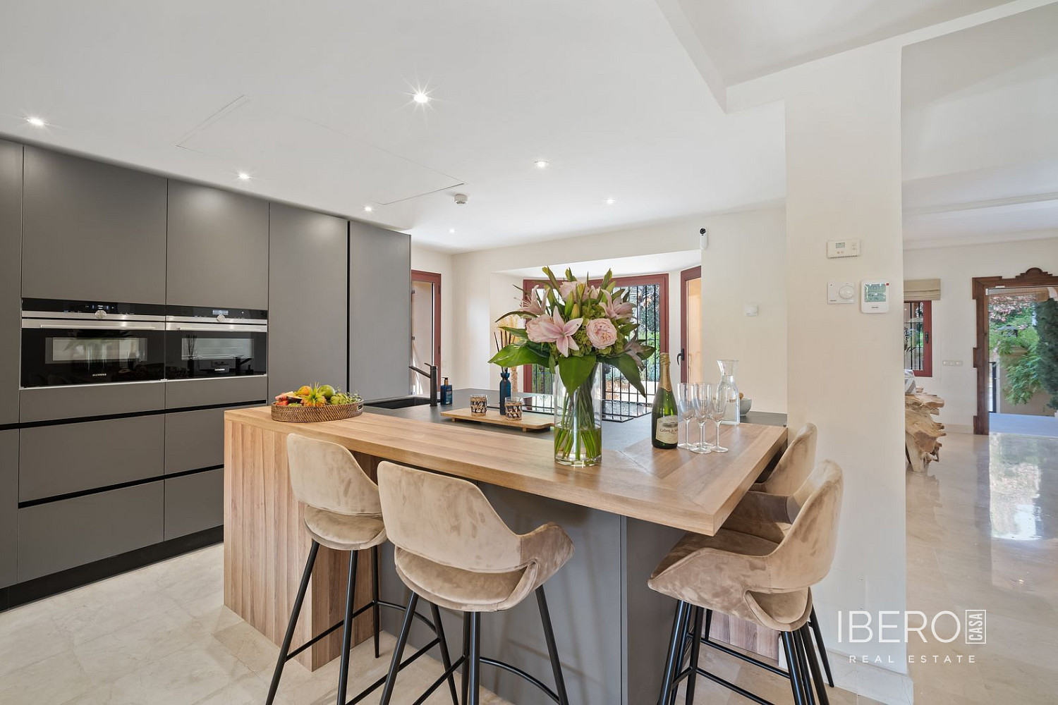 Casa 6+kk – Marbella, Nueva Andalucía - Vista 5