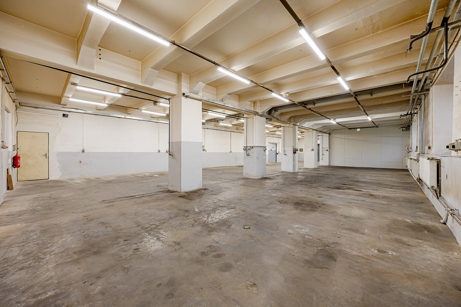 Pronájem výrobních prostor 348 m² – fotografie 5
