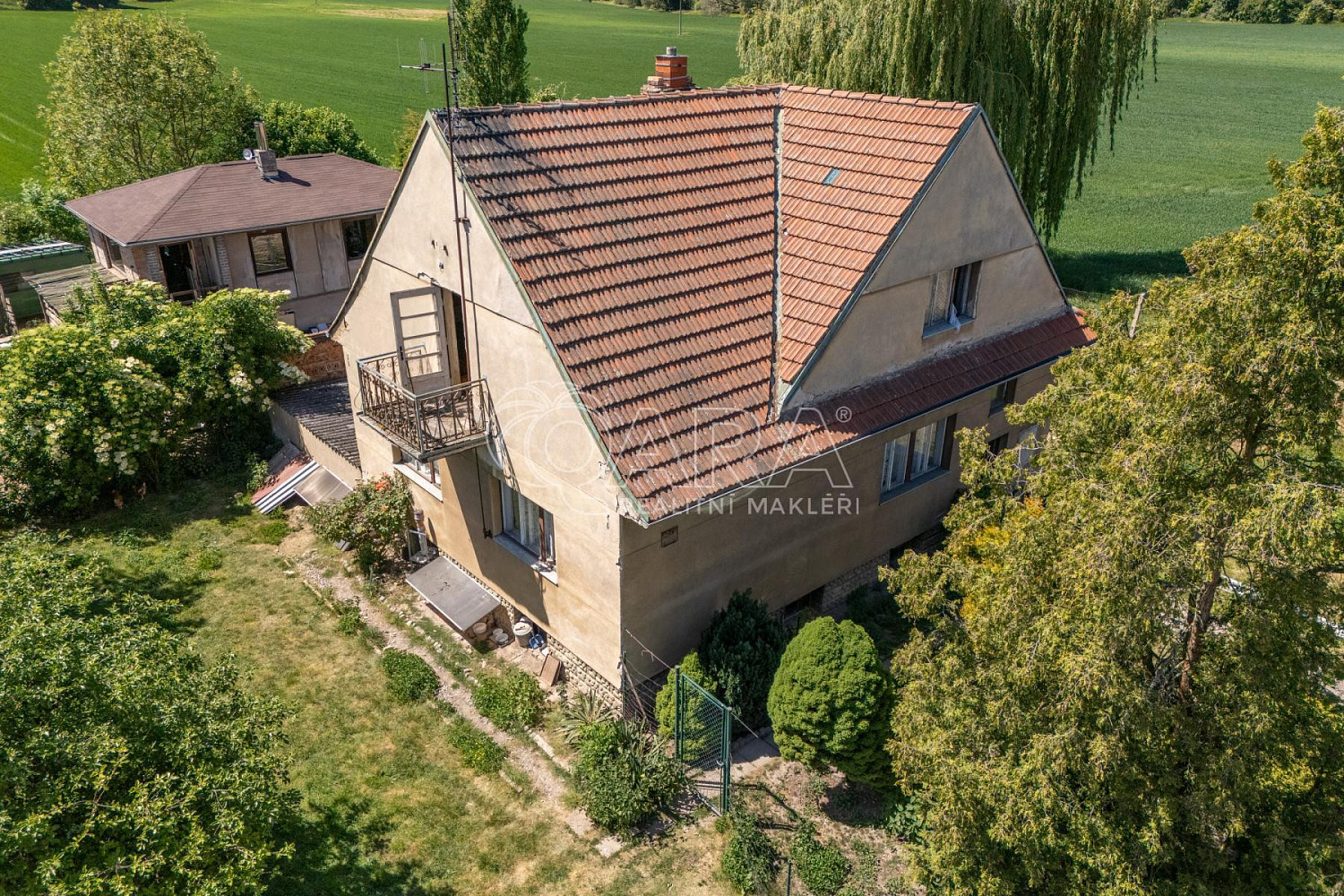 Prodej domu 274 m² s pozemkem 941 m² – fotografie 2
