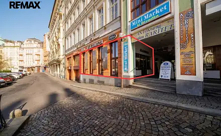 Prodej obchodních prostor 115 m², Divadelní náměstí, Karlovy Vary