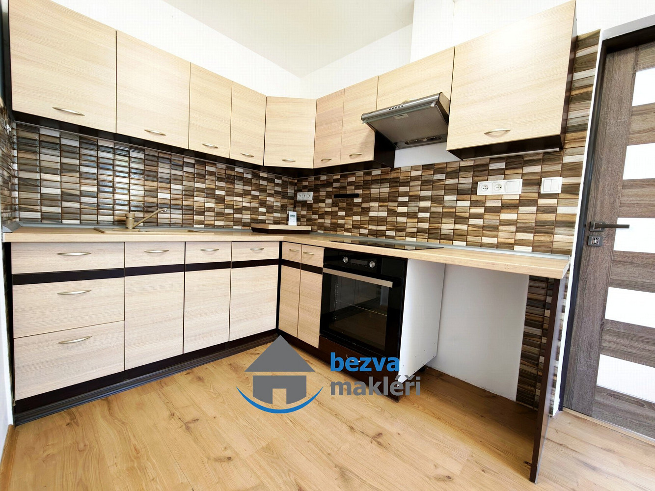 Pronájem bytu 3+1 76 m² – fotografie 5