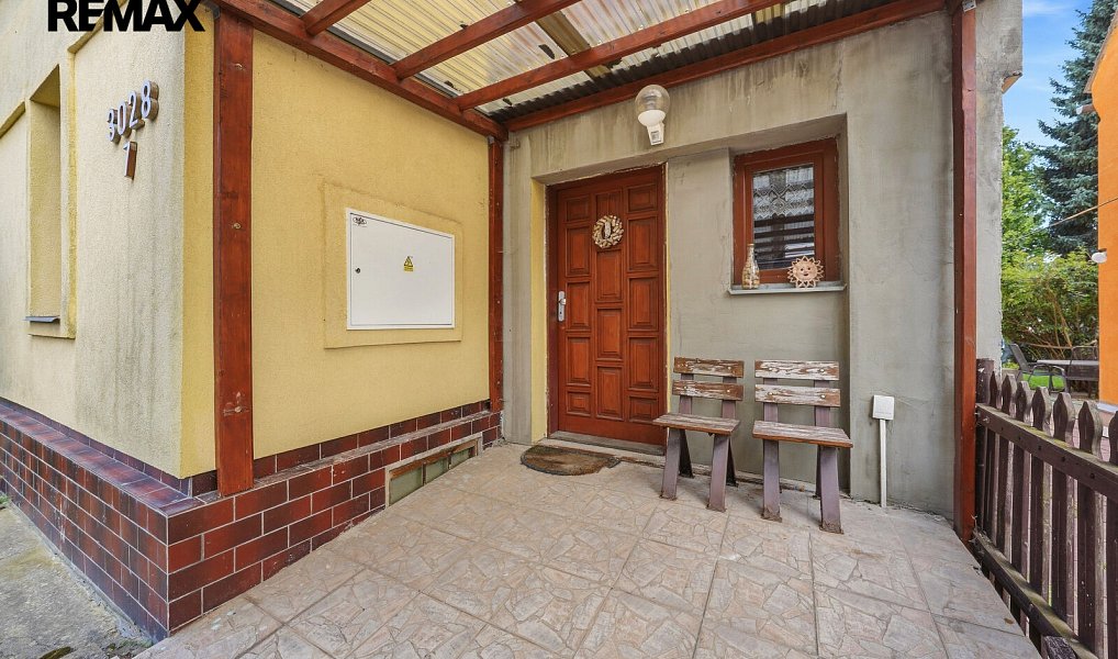 Prodej domu 100 m² s pozemkem 272 m², Chomutov – náhled fotky 26