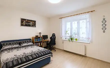 Prodej bytu 1+1 49 m², V Hlinkách, Beroun - Beroun-Město