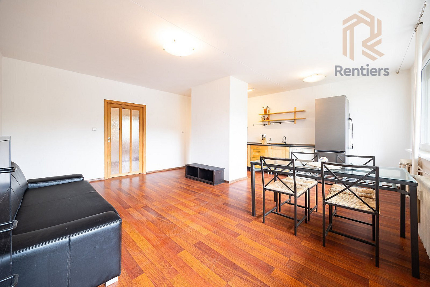 Pronájem bytu 3+kk 104 m² – fotografie 3