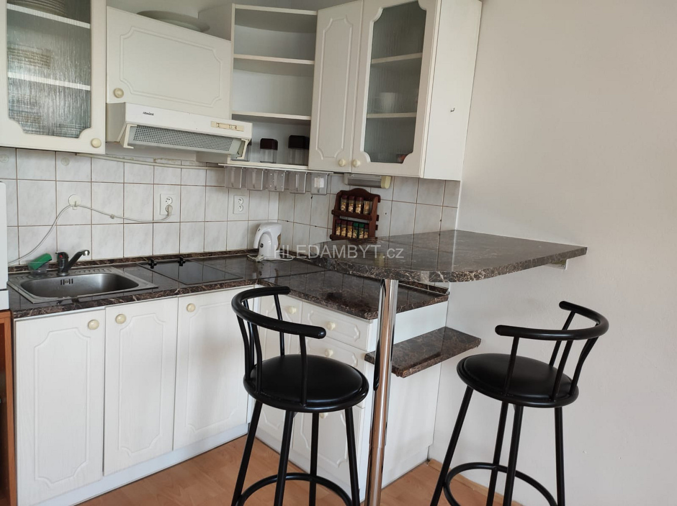 Pronájem bytu 1+kk 40 m²