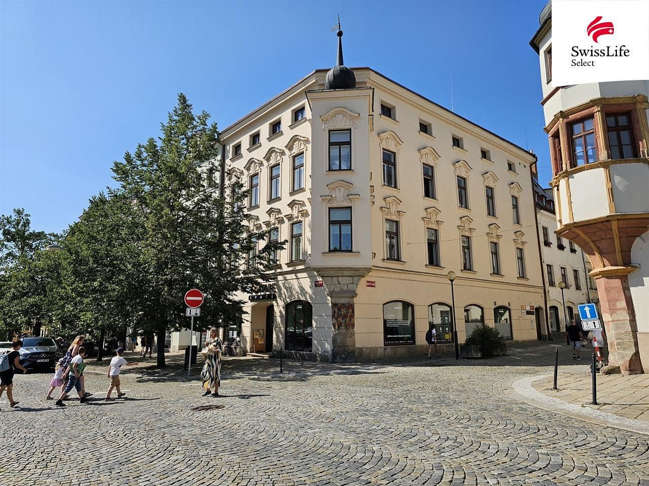 Pronájem komerčního objektu (jiného typu) 151 m²