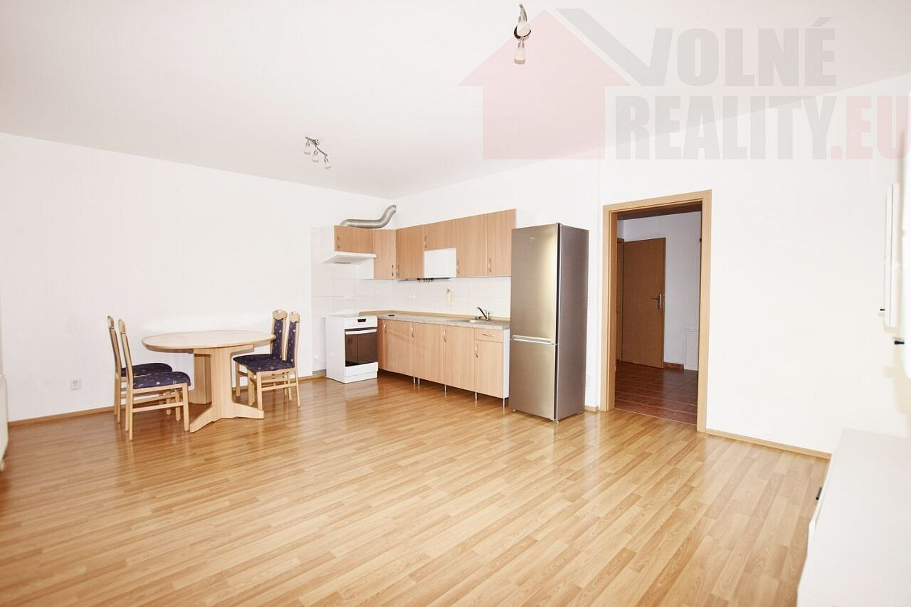 Pronájem bytu 2+kk 55 m² — photo 2