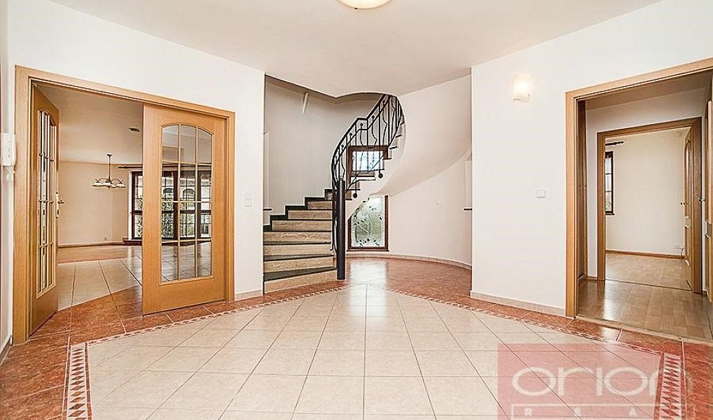 Pronájem rodinného domu, 390 m², Nebušice - Praha 6, Praha
