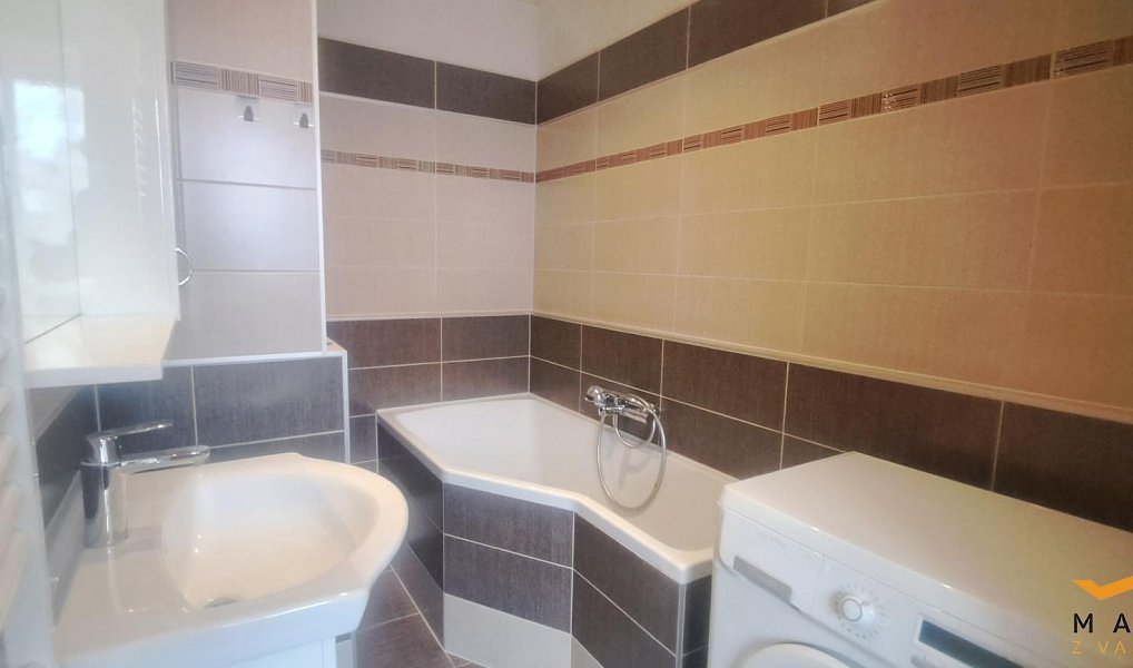 Pronájem bytu 3+1 68 m², Jihlava – náhled fotky 3