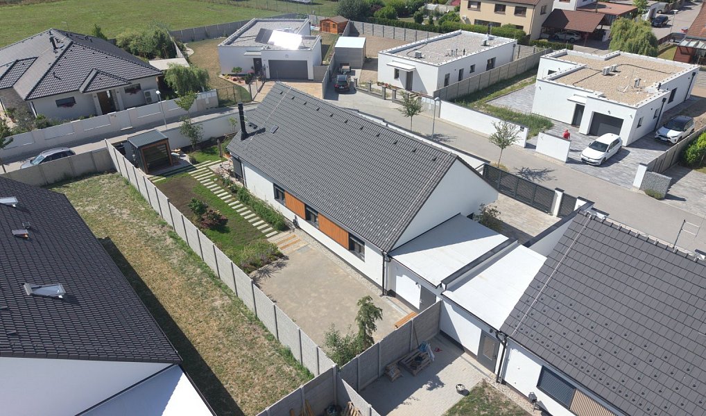 Prodej domu 140 m² s pozemkem 594 m², Roudné – náhled fotky 24