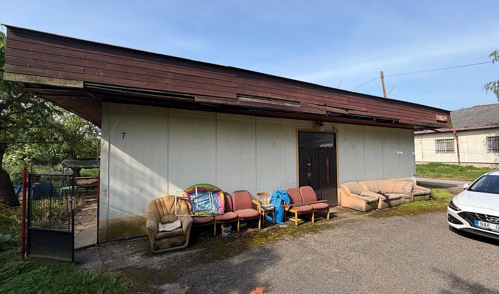 Prodej obchodních prostor 2 560 m², Libčeves – náhled fotky 13