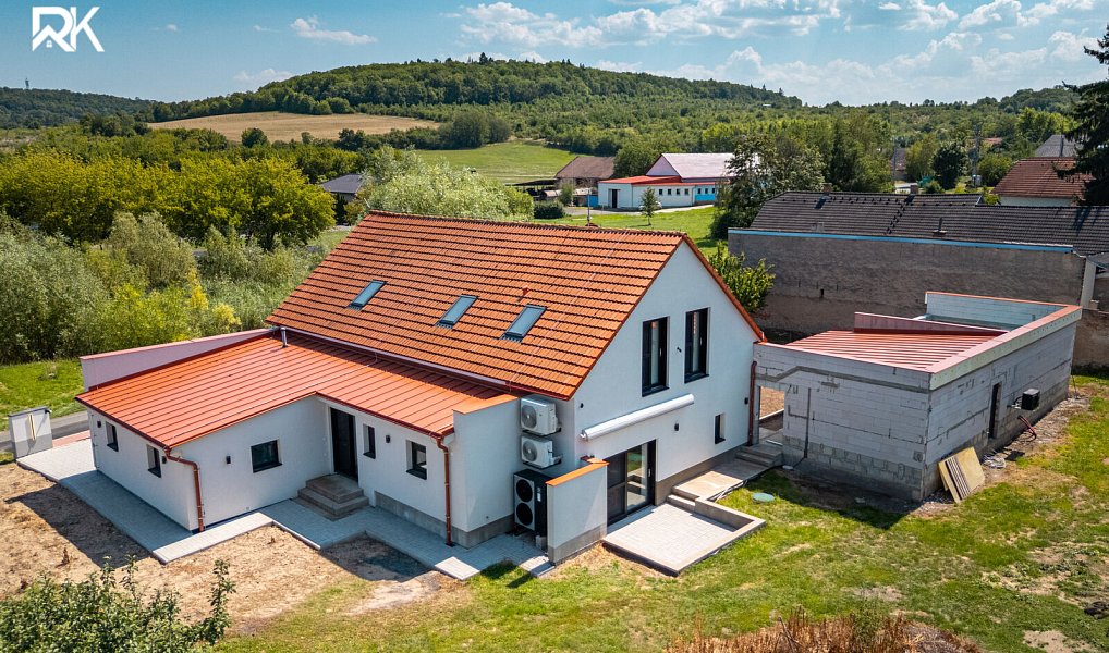 Prodej domu 279 m² s pozemkem 1 184 m², Grunta – náhled fotky 22
