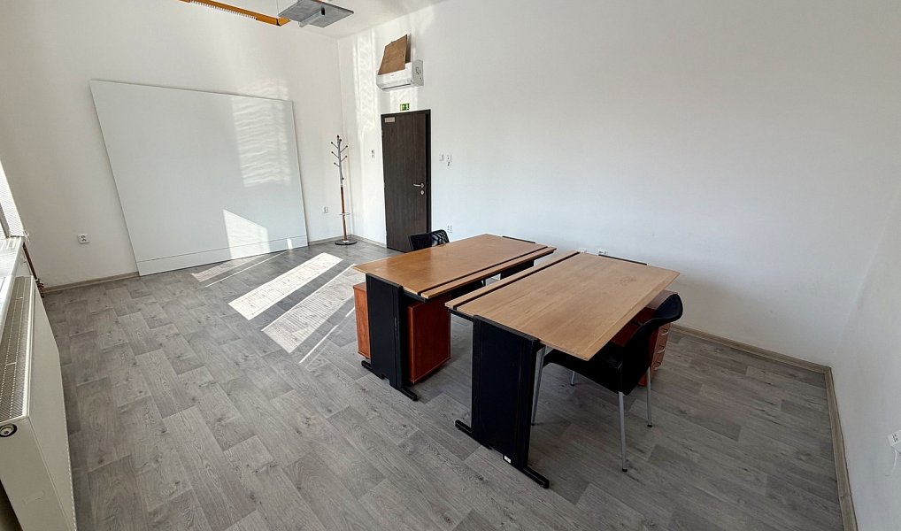Pronájem kanceláře 24 m², Uherské Hradiště – náhled fotky 5