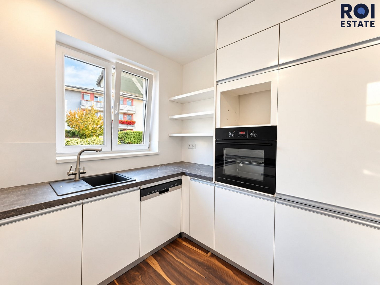 Pronájem domu 105 m² s pozemkem 400 m² – fotografie 4