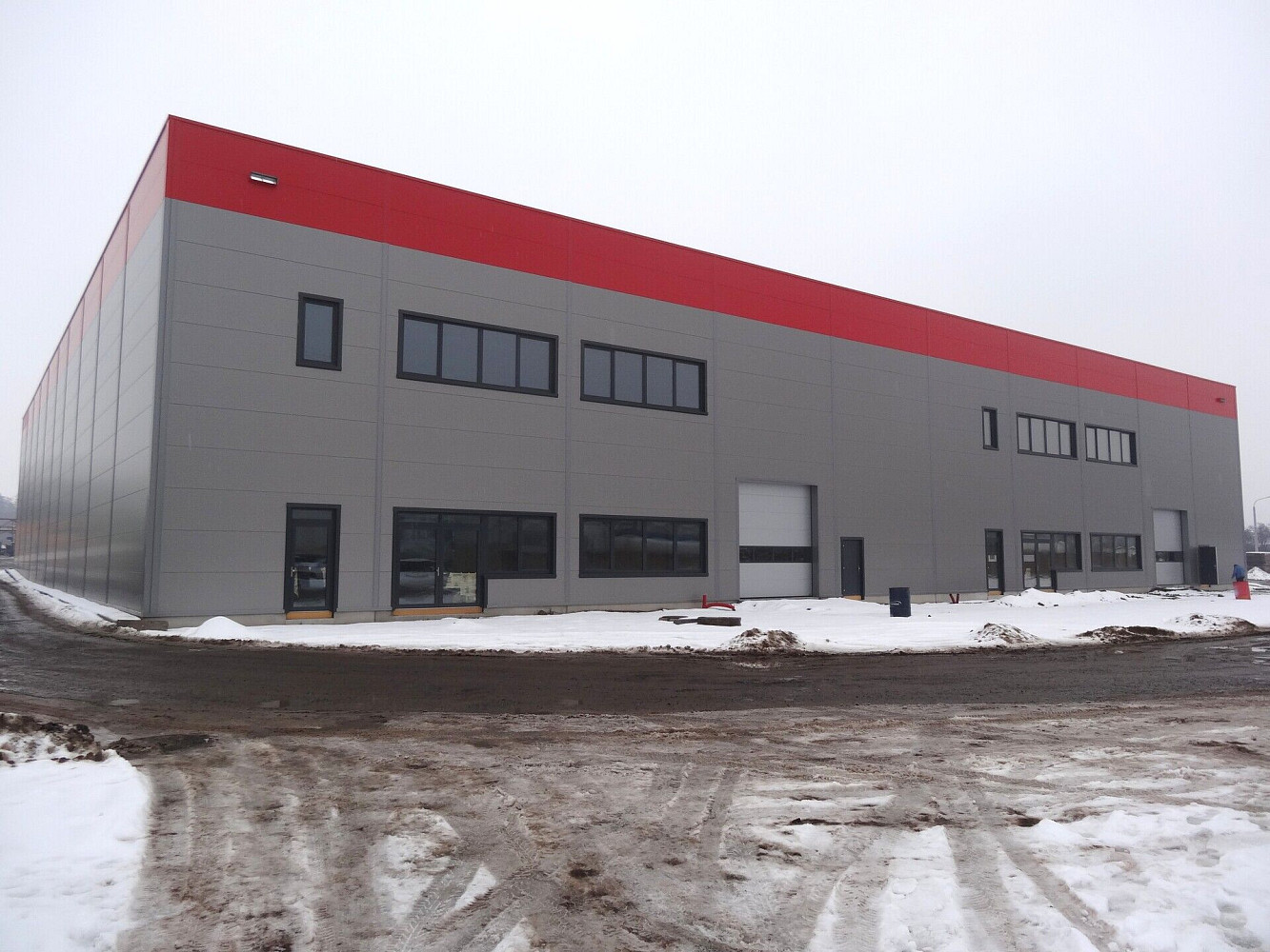 Pronájem výrobních prostor 3 600 m²