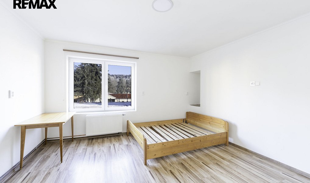 Prodej domu 180 m² s pozemkem 190 m², Stachy – náhled fotky 9
