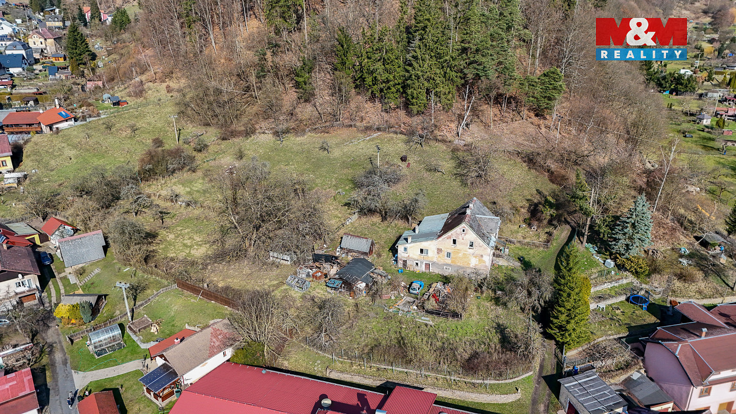 Prodej domu 300 m² s pozemkem 5 737 m²