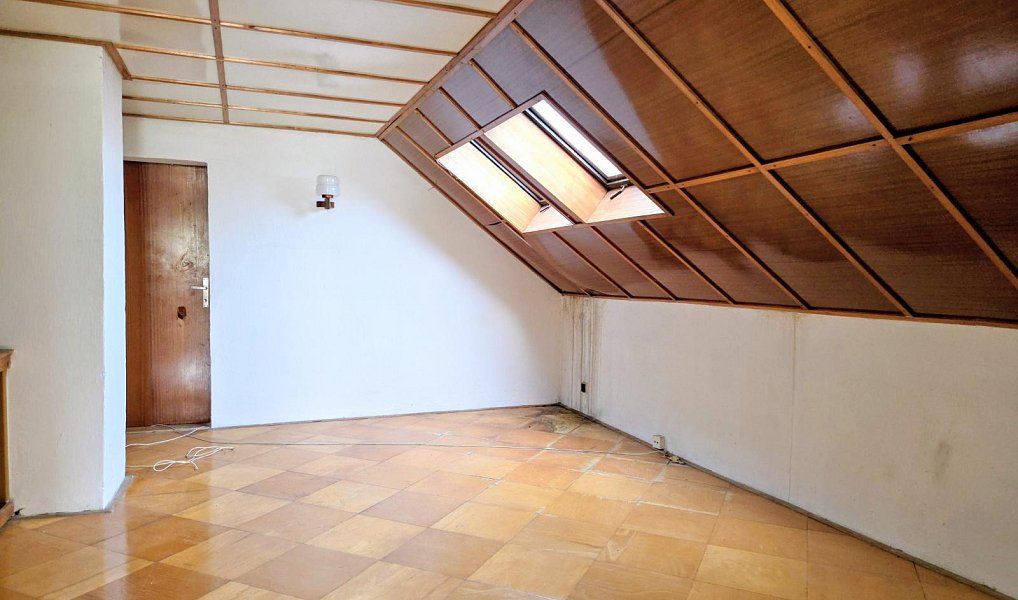 Prodej domu 200 m² s pozemkem 1 857 m², Lichnov – náhled fotky 28