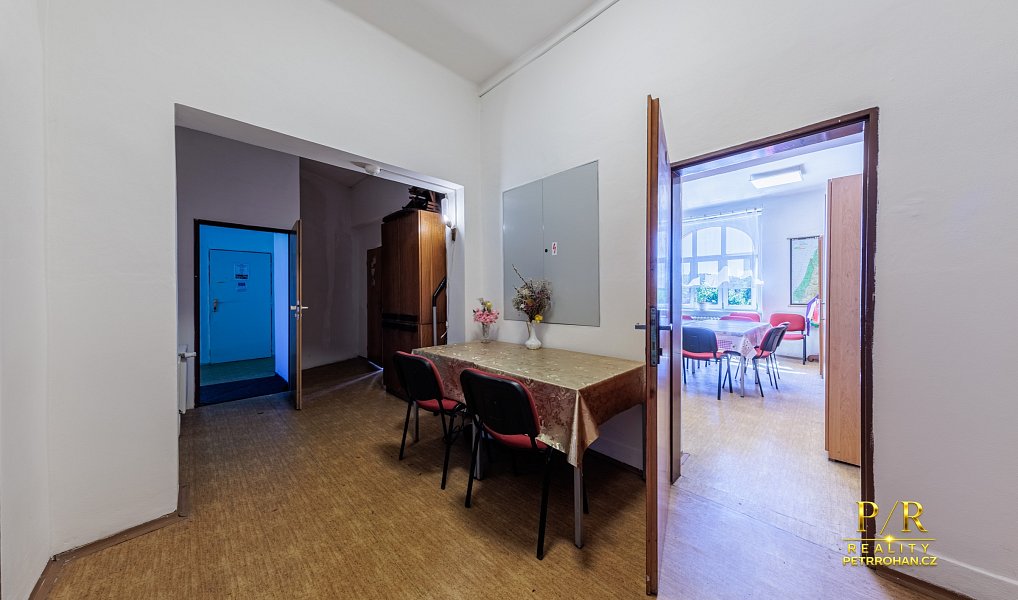 Prodej komerčního objektu (jiného typu) 650 m², Chodov – náhled fotky 9