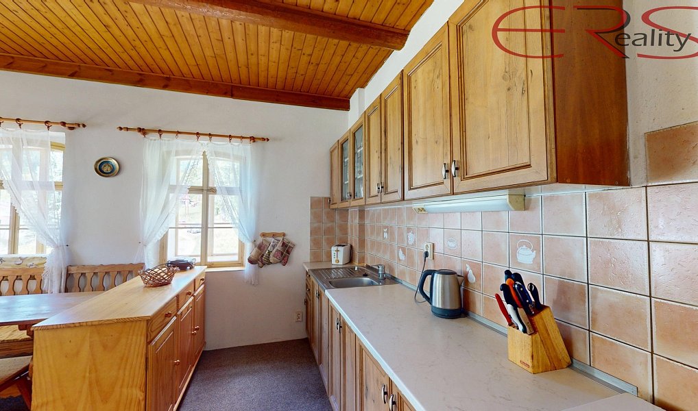 Prodej domu 187 m² s pozemkem 1 026 m², Desná – náhled fotky 5