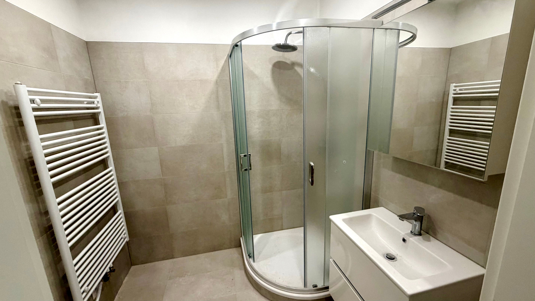 Pronájem bytu 3+kk 73 m² – fotografie 2