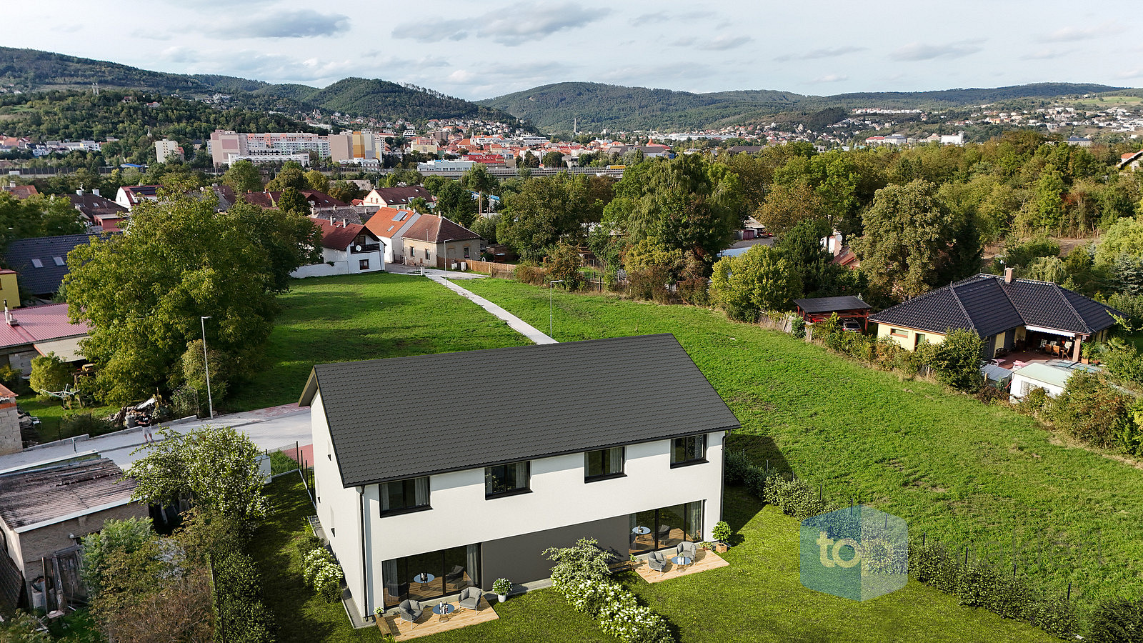 Prodej domu 146 m² s pozemkem 610 m² - View 2