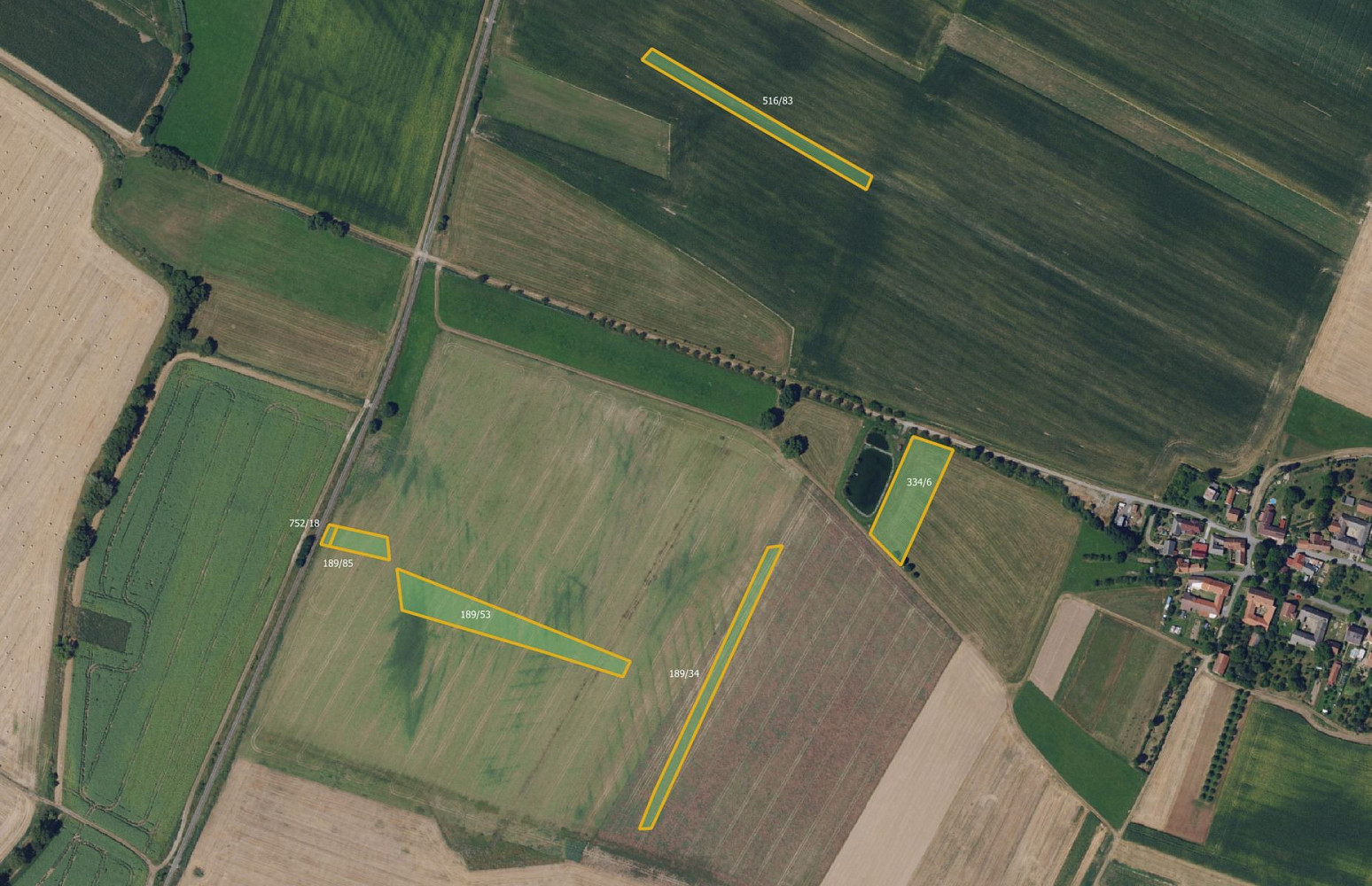 Prodej pole 15 964 m²