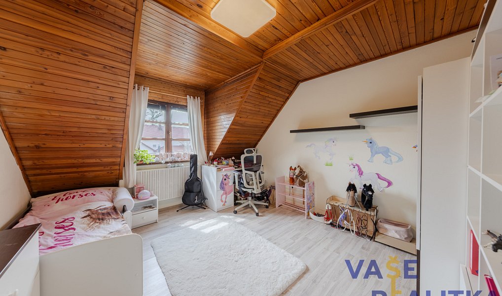 Prodej domu 200 m² s pozemkem 525 m², Jeseník nad Odrou – náhled fotky 19
