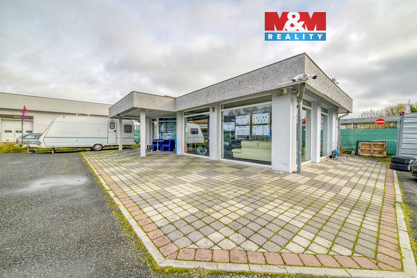 Pronájem obchodních prostor 55 m²