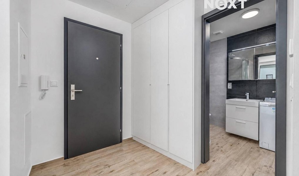 Pronájem bytu 1+kk 23 m², Mukařov – náhled fotky 4