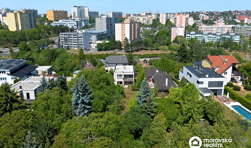 Prodej domu 210 m² s pozemkem 1 048 m², Praha – náhled fotky 4