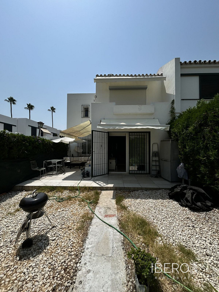 Casa 4+kk – Marbella, Salto del Agua - Vista 3