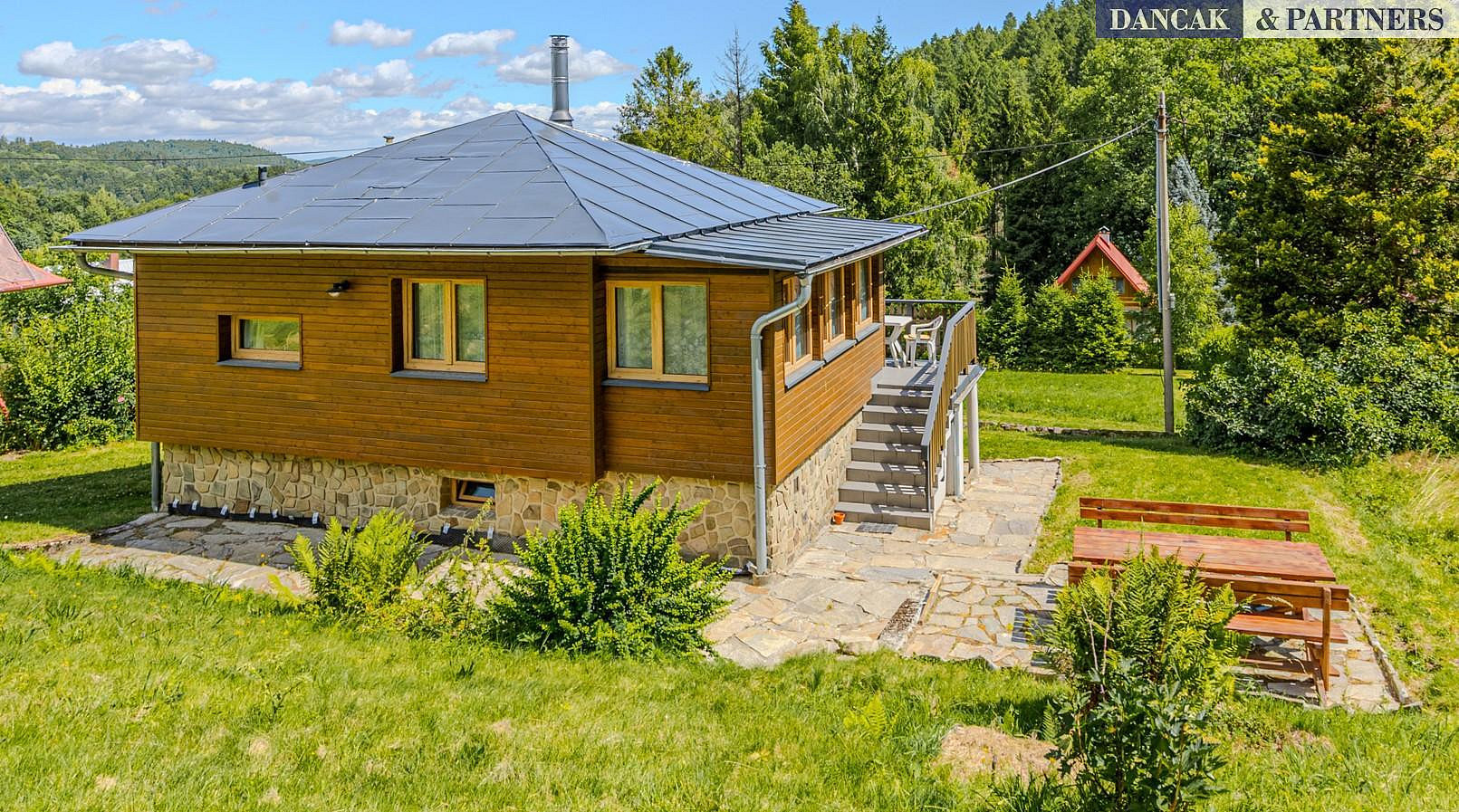 Prodej chaty/chalupy 85 m² s pozemkem 352 m² – fotografie 2